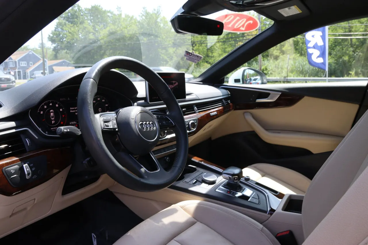 2019 Audi A5 — photo 14 of 34