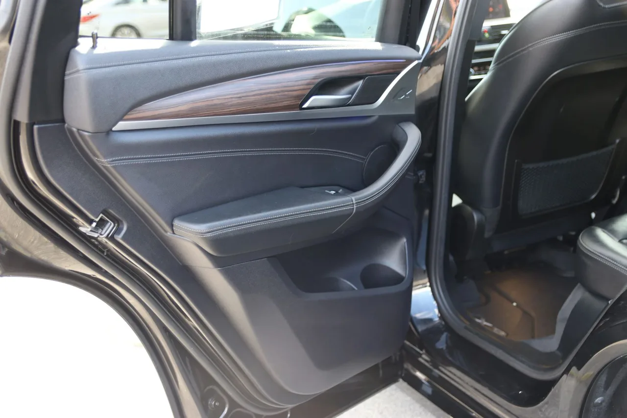 2019 BMW X3 M40i Sport Utility 4D in Black — photo 21 of 45