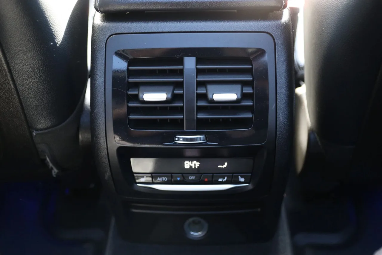 2019 BMW X3 M40i Sport Utility 4D in Black — photo 29 of 45