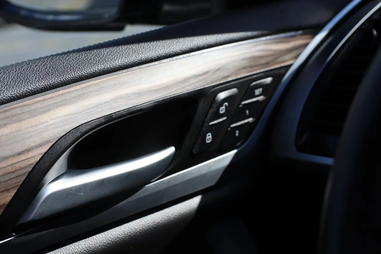 2019 BMW X3 M40i Sport Utility 4D in Black — photo 32 of 45