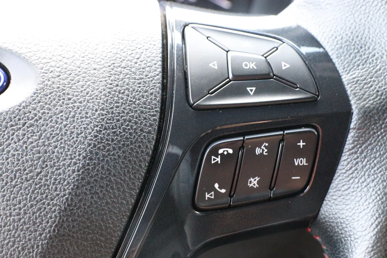 2019 Ford Explorer Sport SUV 4D in Black — photo 25 of 35