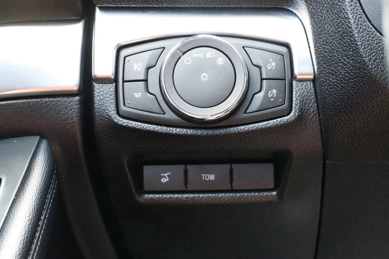 2019 Ford Explorer Sport SUV 4D in Black — photo 26 of 35