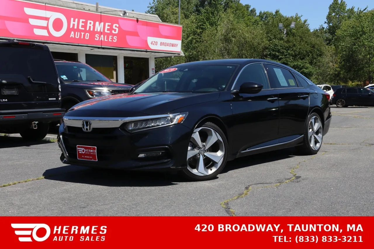 2019 Honda Accord — photo 1 of 33