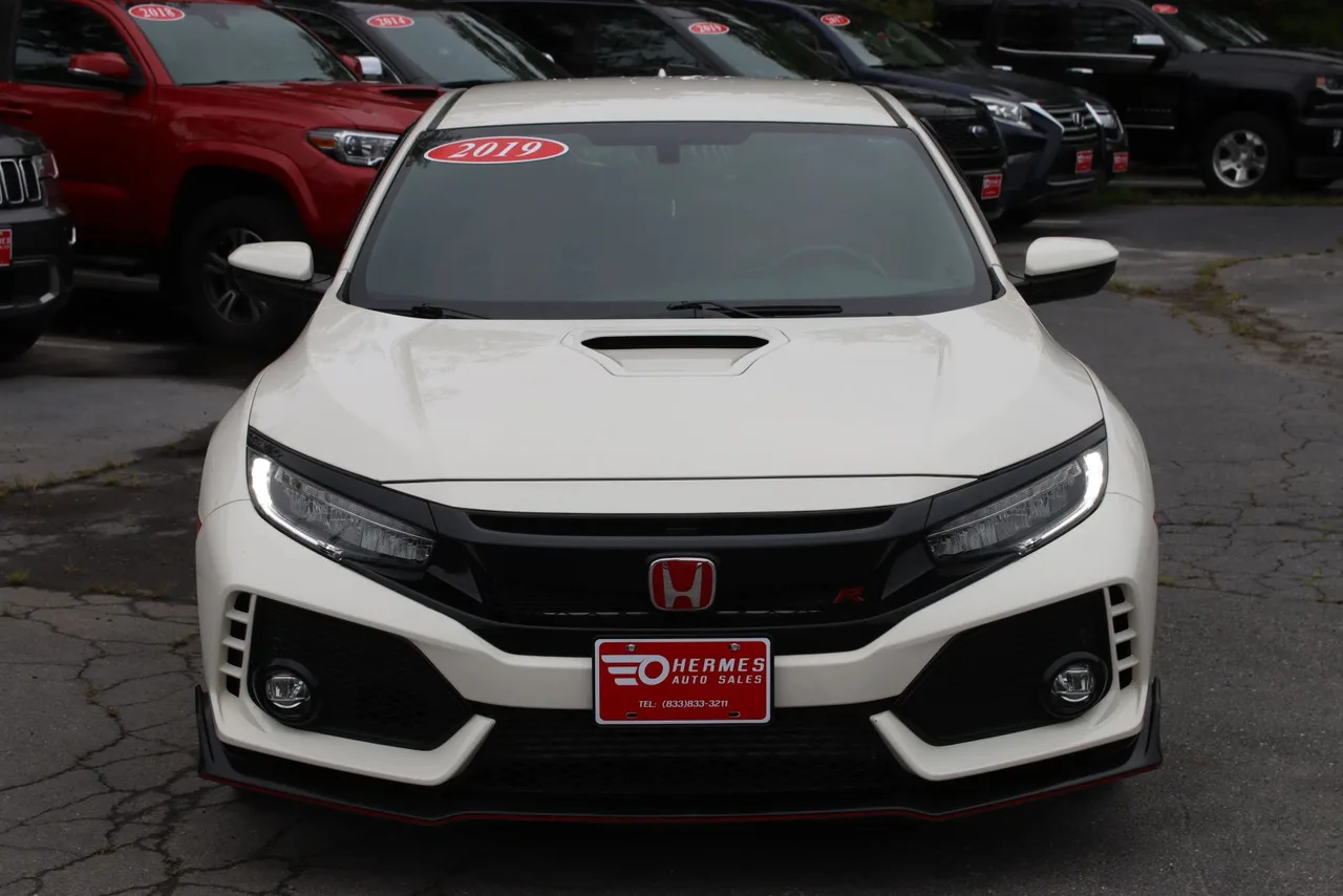 2019 Honda Civic Type R Touring Hatchback Sedan 4D in White — photo 2 of 27