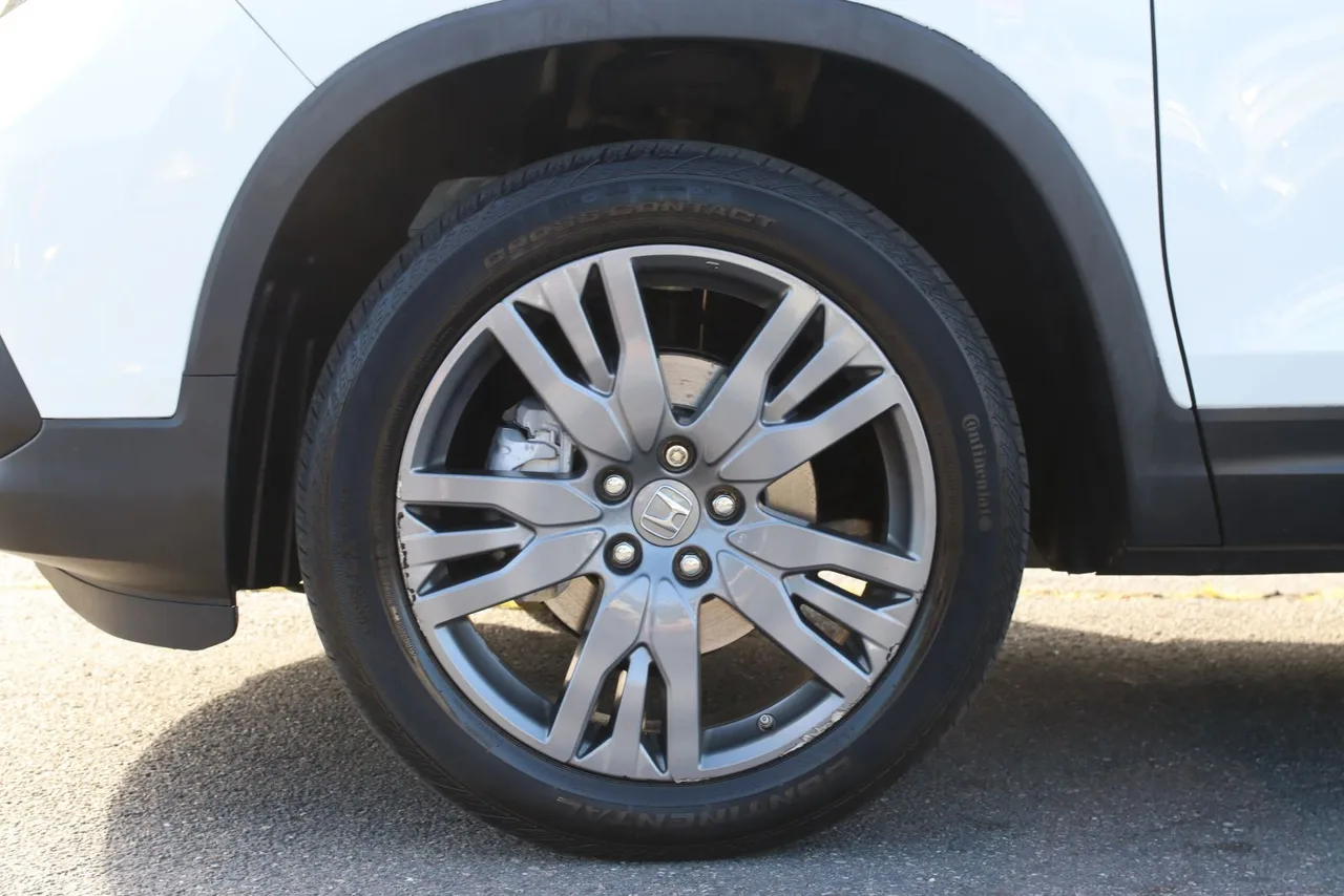 2019 Honda Passport — photo 3 of 33