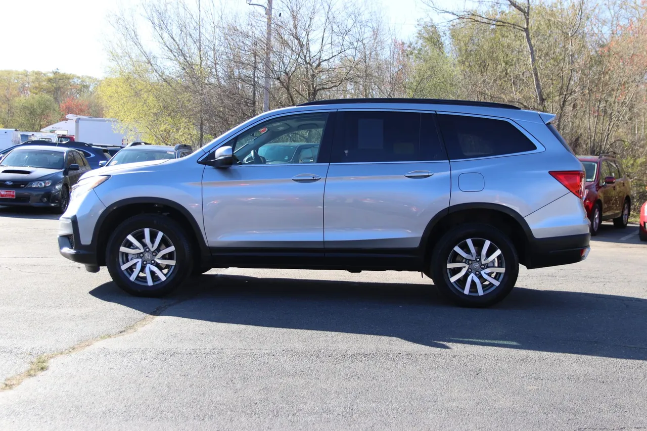 2019 Honda Pilot — photo 2 of 34