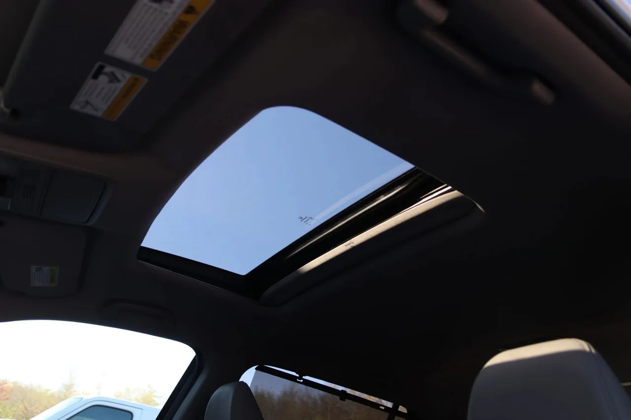 2019 Honda Pilot — photo 19 of 34