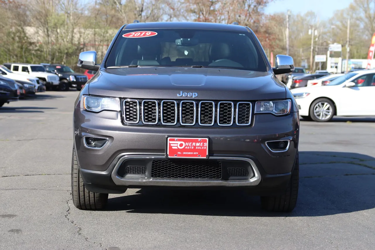 2019 Jeep Grand Cherokee — photo 8 of 33