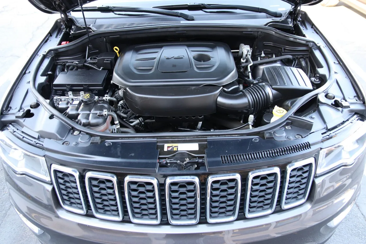 2019 Jeep Grand Cherokee — photo 33 of 33
