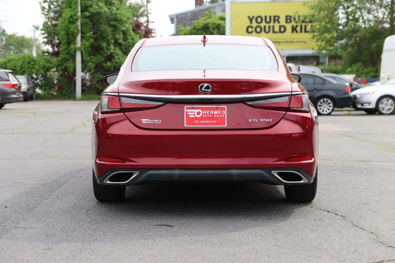 2019 Lexus ES — photo 4 of 30