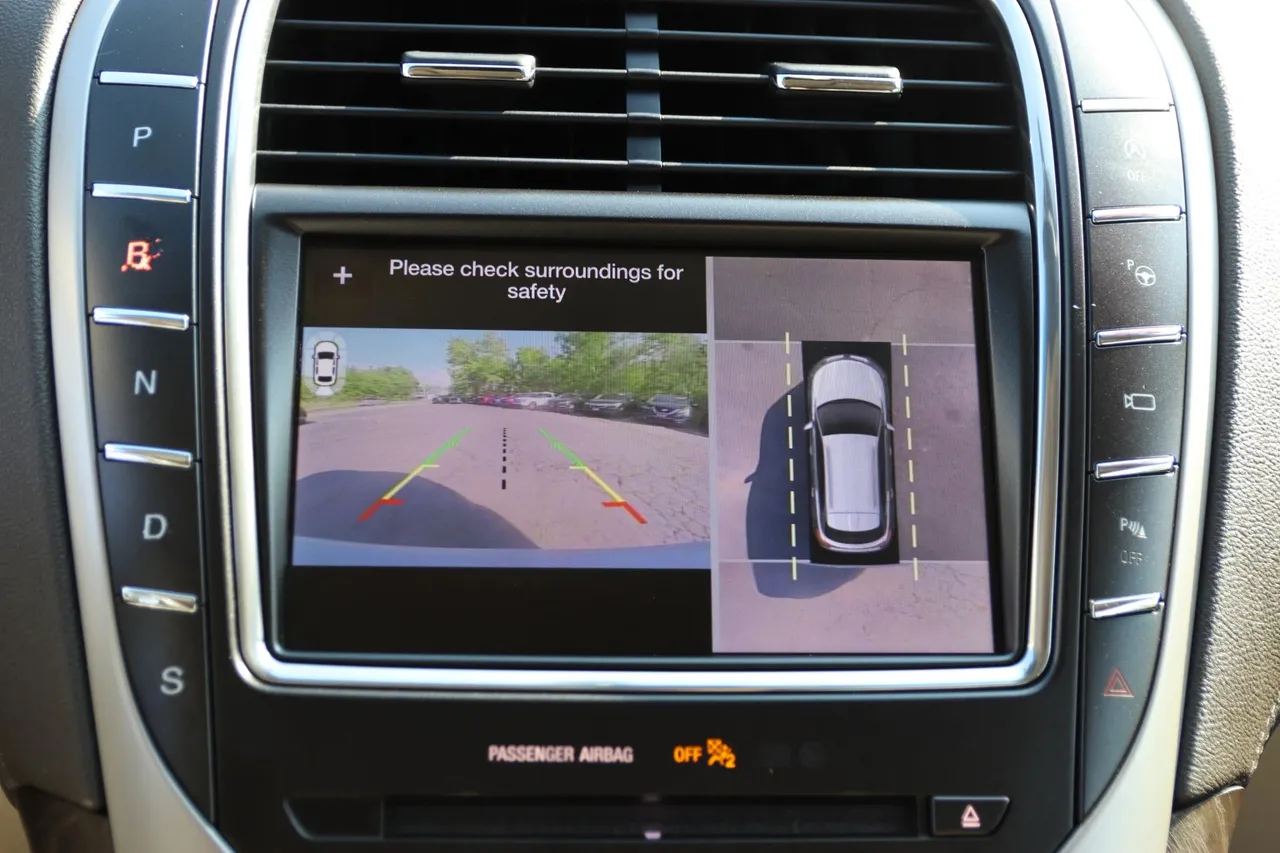 2019 Lincoln Nautilus — photo 27 of 35