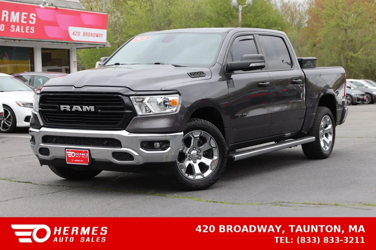 2019 Ram 1500 Crew Cab — photo 1 of 32