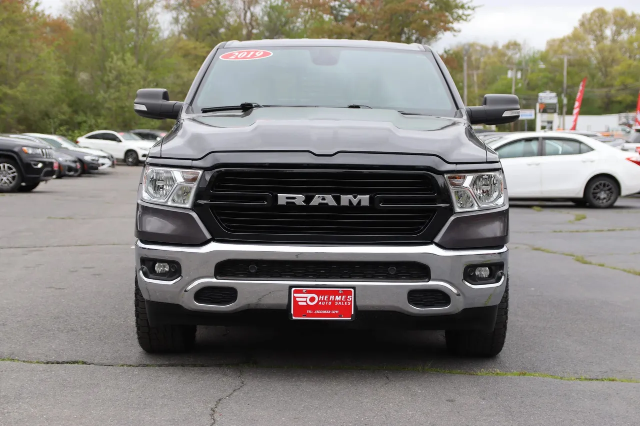 2019 Ram 1500 Crew Cab — photo 8 of 32