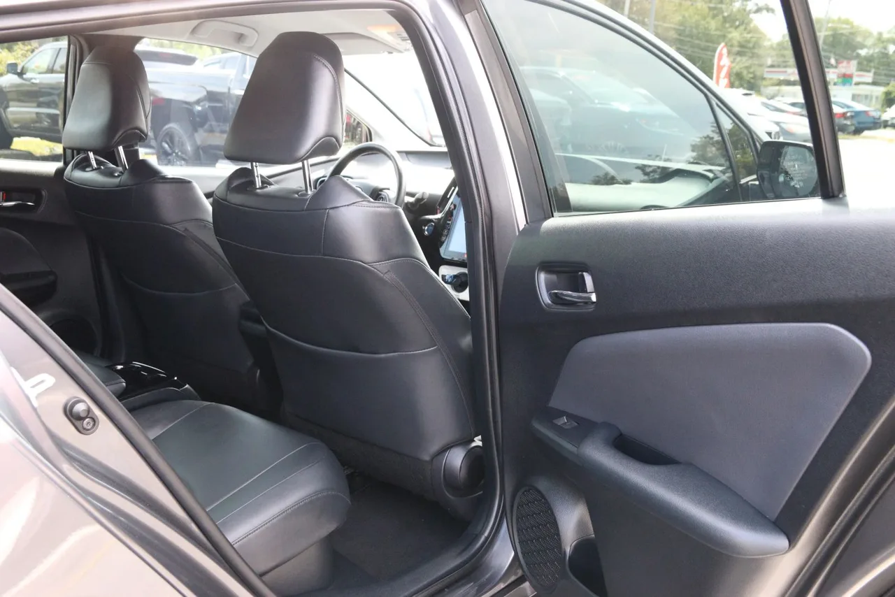 2019 Toyota Prius Prime Advanced Hatchback 4D in Gray — photo 18 of 37