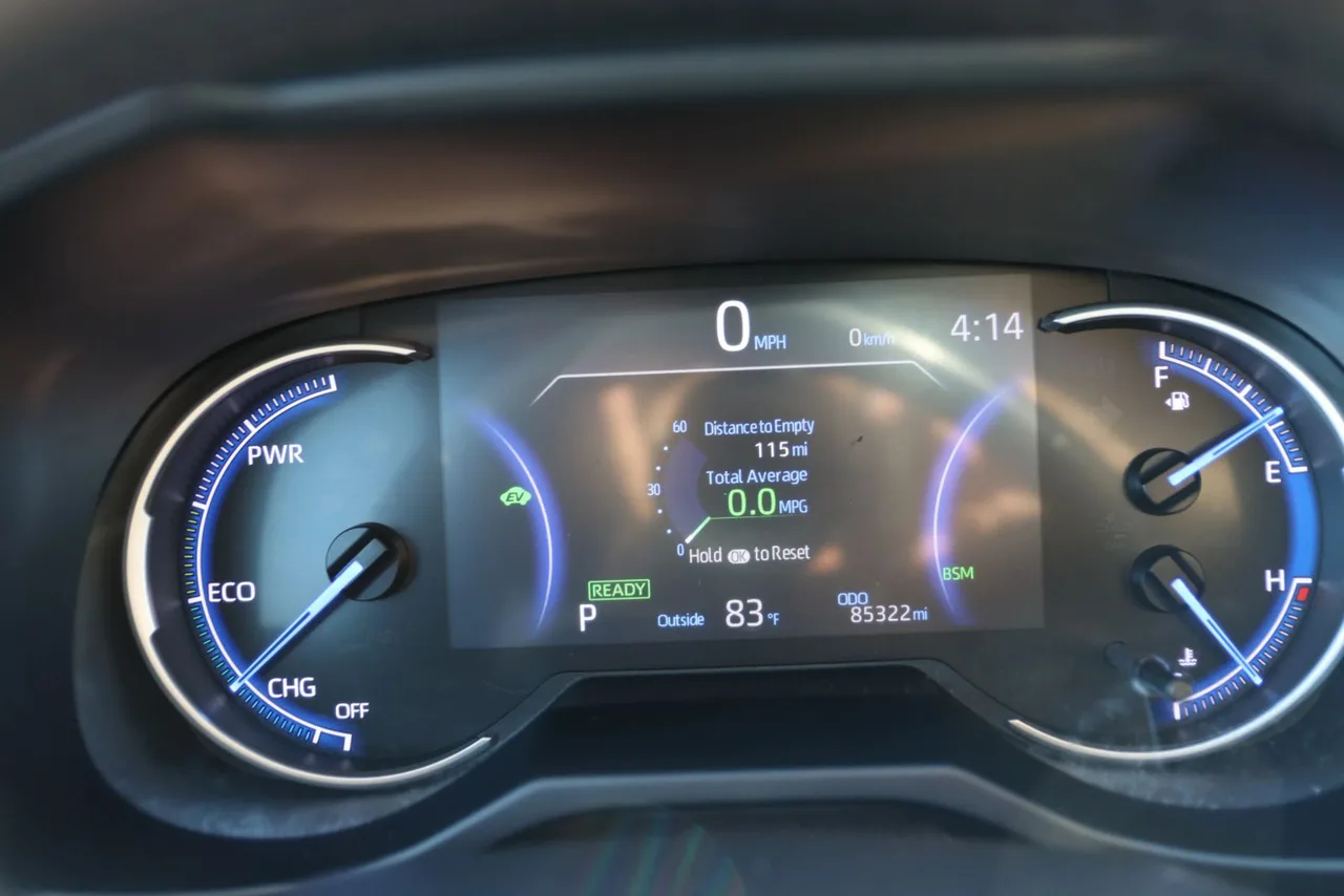 2019 Toyota RAV4 Hybrid XSE Sport Utility 4D in Blue — photo 26 of 38