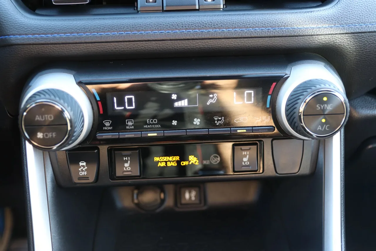 2019 Toyota RAV4 Hybrid XSE Sport Utility 4D in Blue — photo 29 of 38
