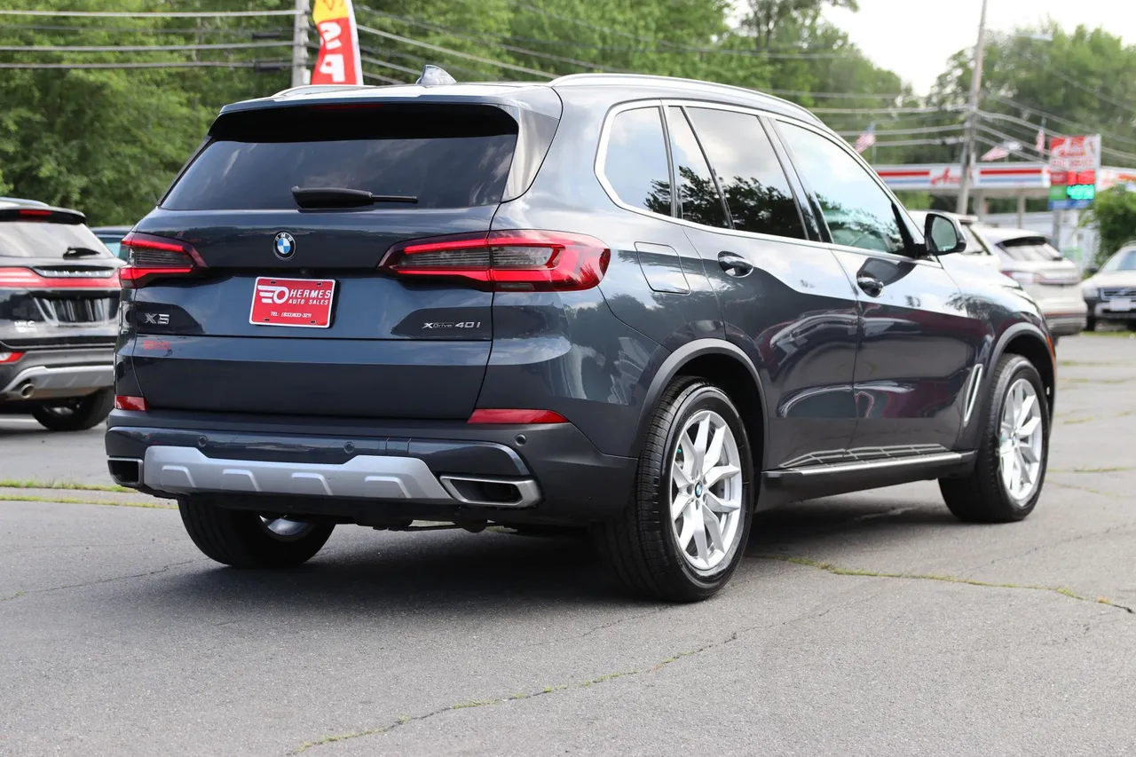 2020 BMW X5 — photo 5 of 31