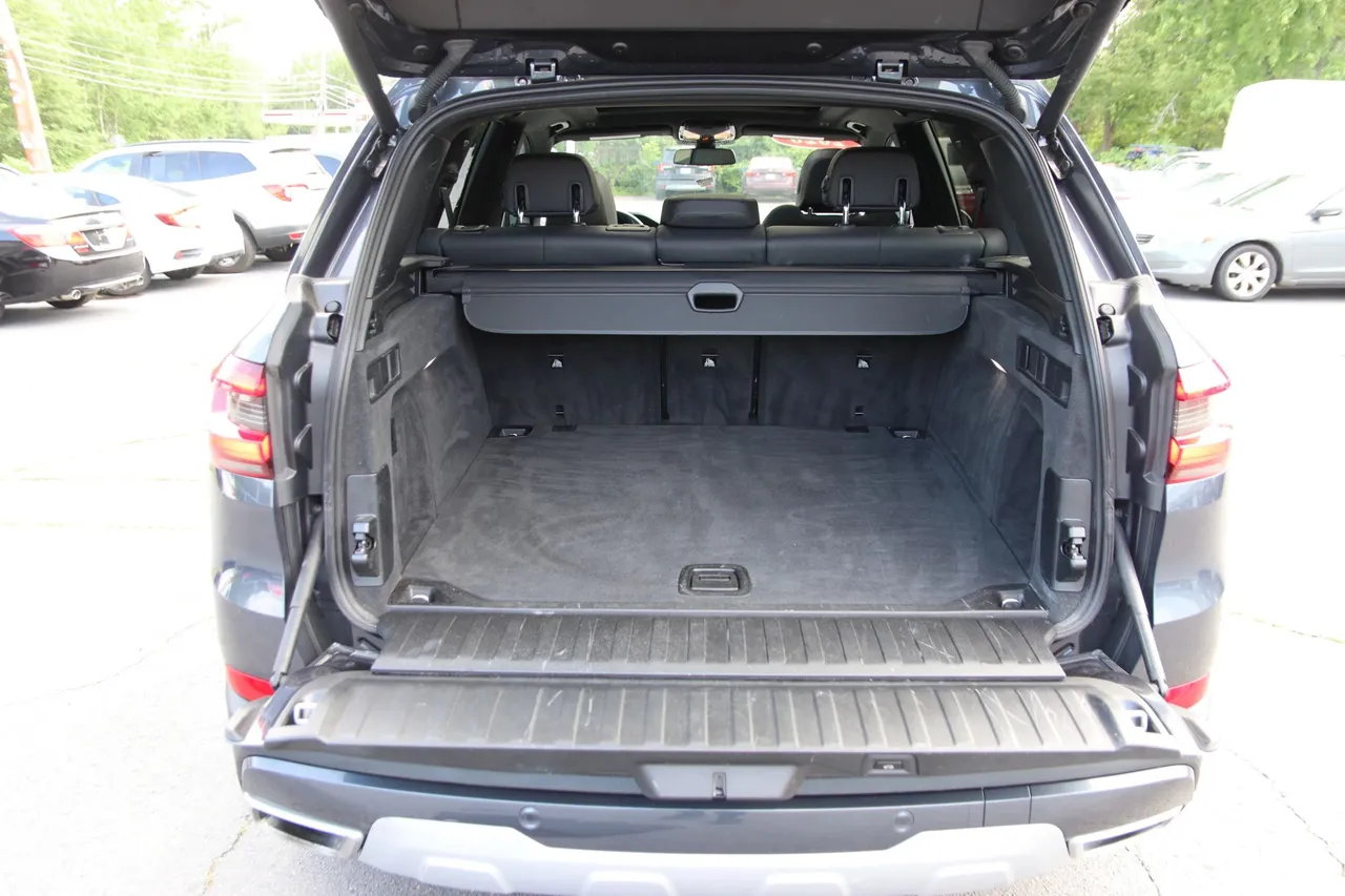 2020 BMW X5 — photo 16 of 31