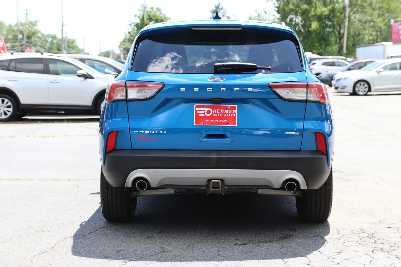 2020 Ford Escape — photo 4 of 31