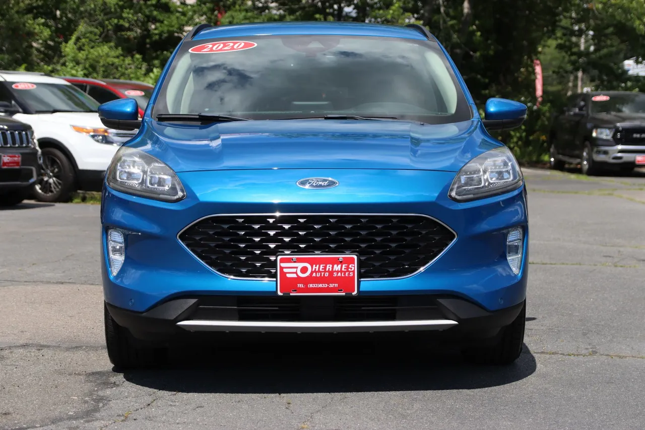 2020 Ford Escape — photo 8 of 31