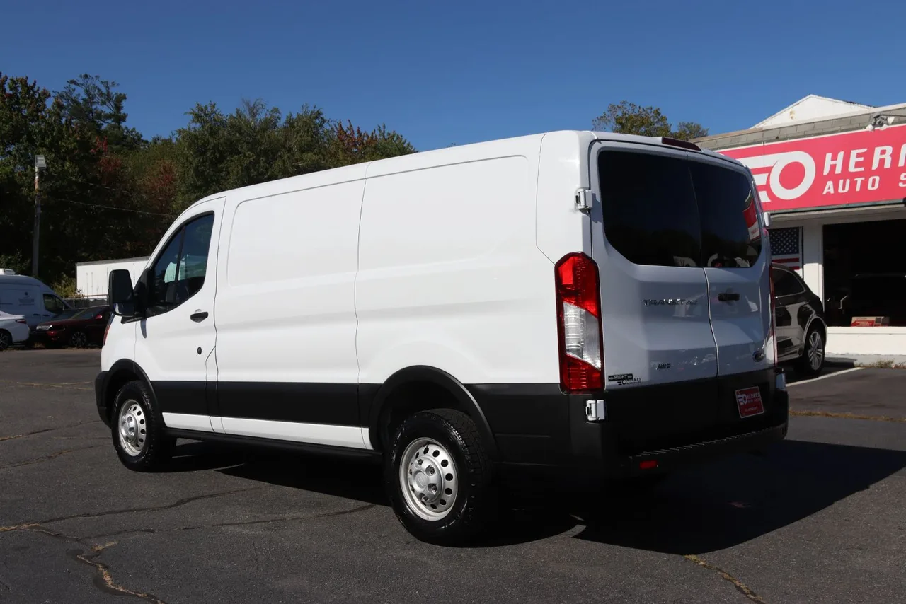 2020 Ford Transit 250 Cargo Van LOW Roof W/rwb Van 3D in White — photo 7 of 30