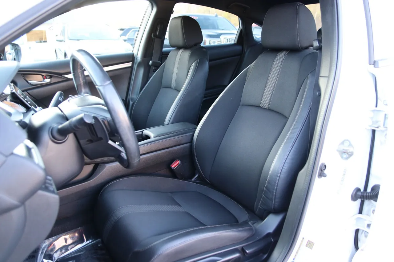 2020 Honda Civic — photo 11 of 27