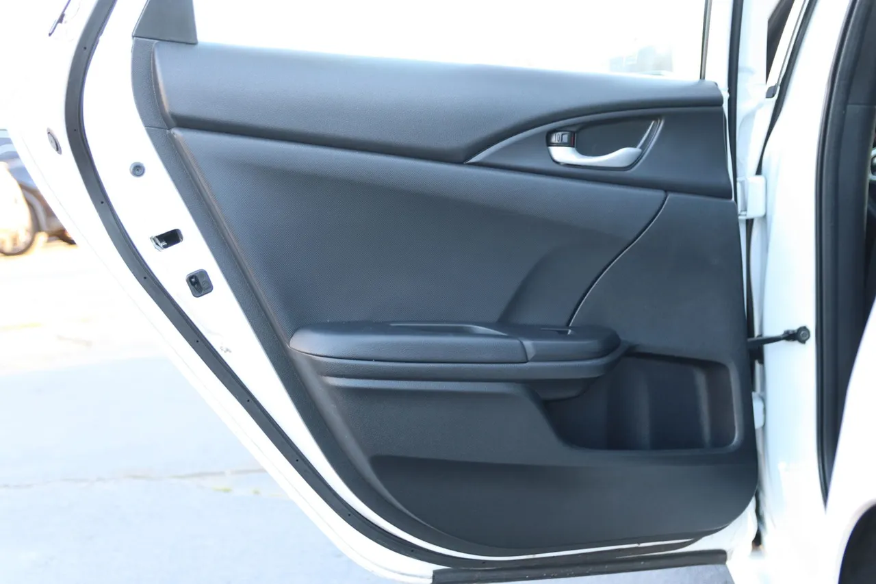 2020 Honda Civic — photo 12 of 27