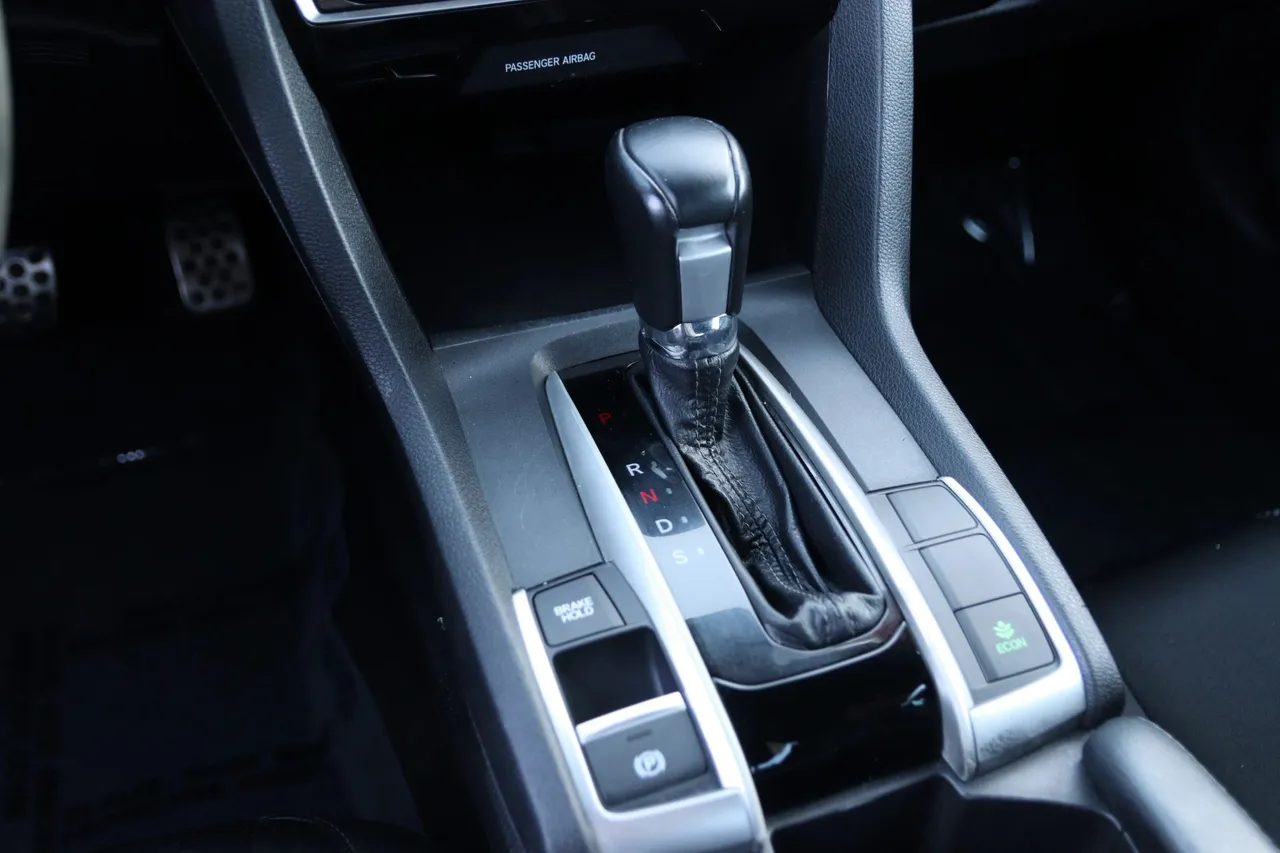 2020 Honda Civic — photo 23 of 27