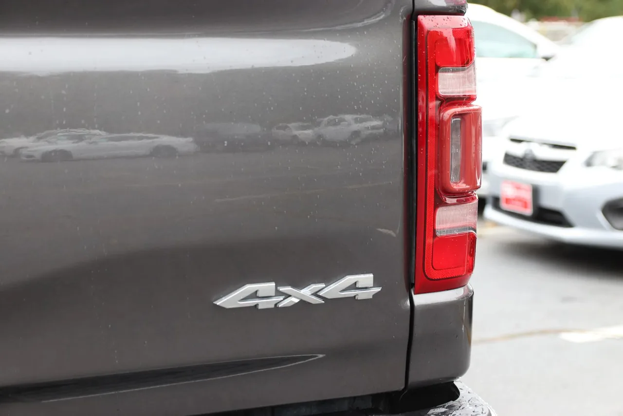 2020 Ram 1500 Crew Cab Limited Pickup 4D 5 1/2 ft in Gray — photo 12 of 58