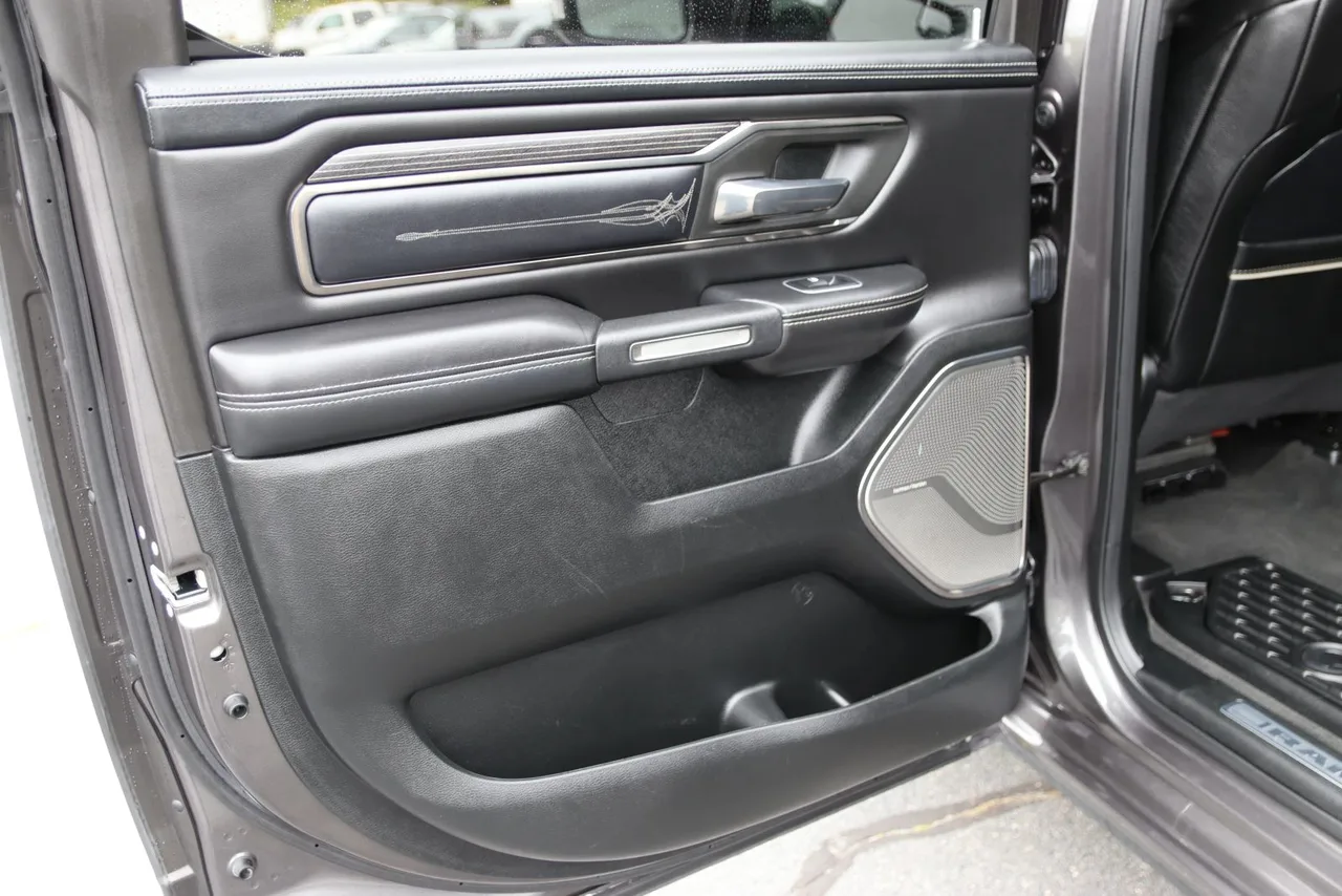 2020 Ram 1500 Crew Cab Limited Pickup 4D 5 1/2 ft in Gray — photo 26 of 58