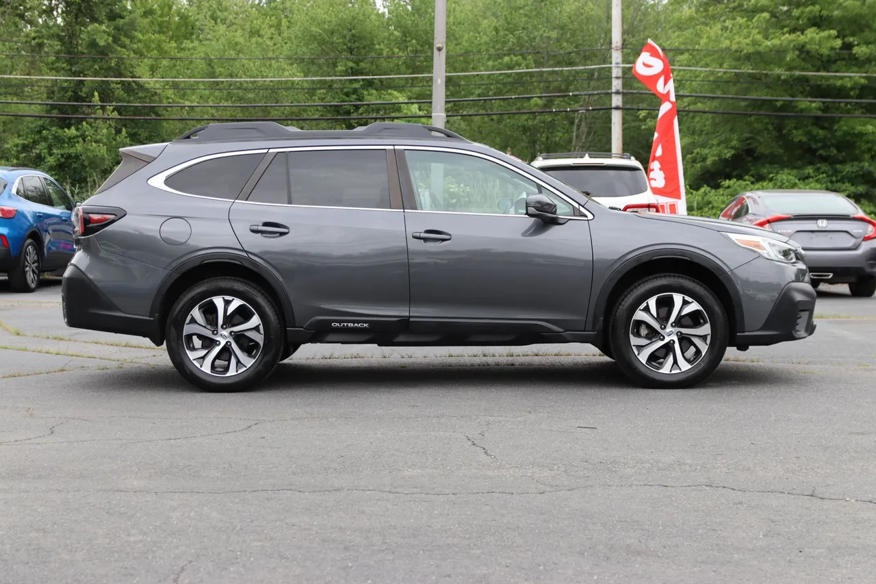 2020 Subaru Outback — photo 6 of 33