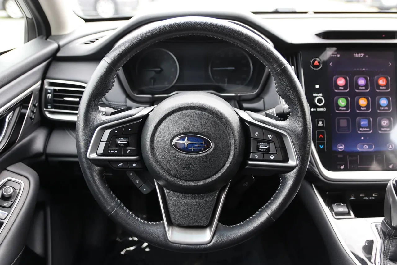 2020 Subaru Outback — photo 21 of 33