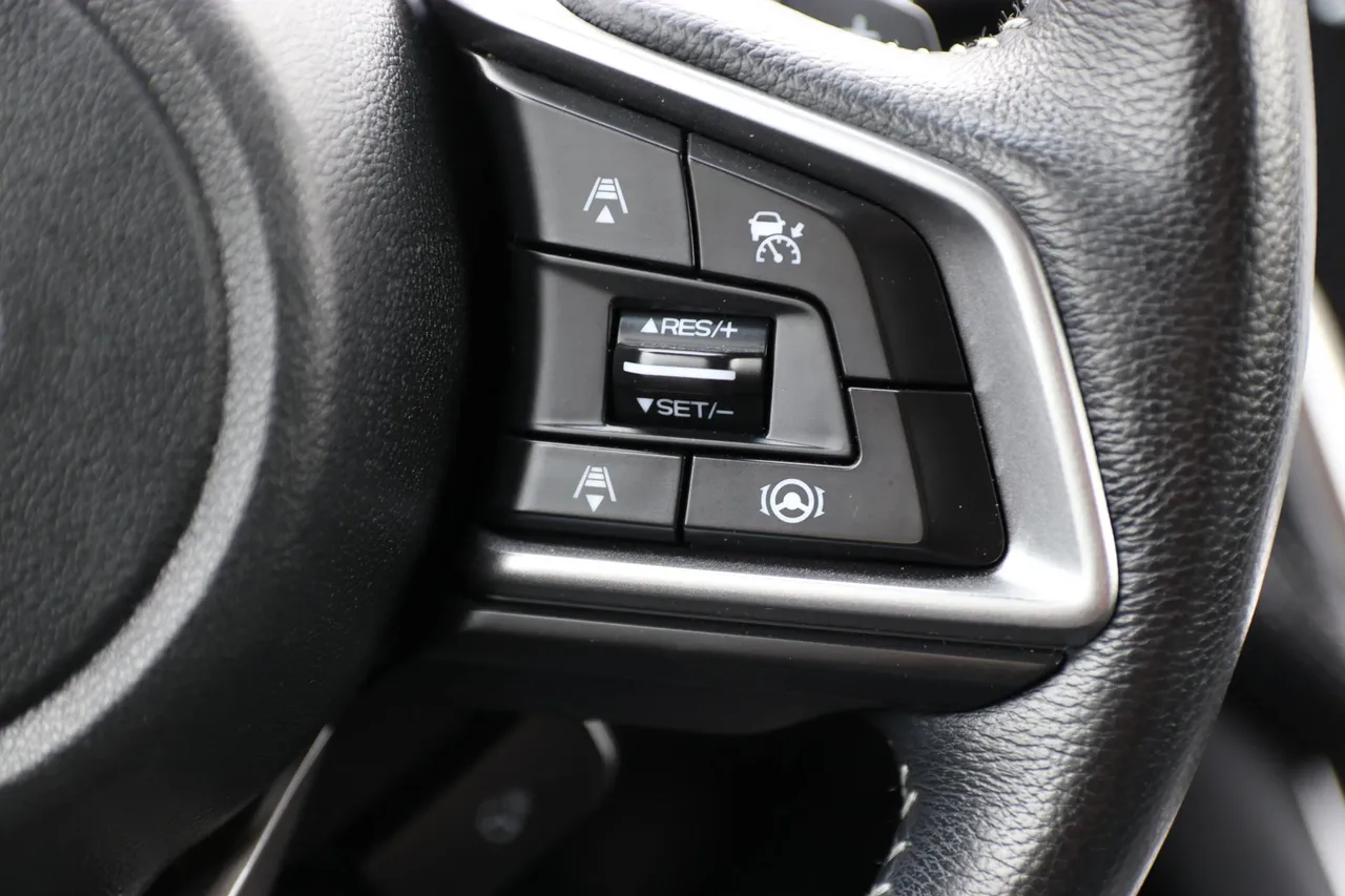 2020 Subaru Outback — photo 24 of 33