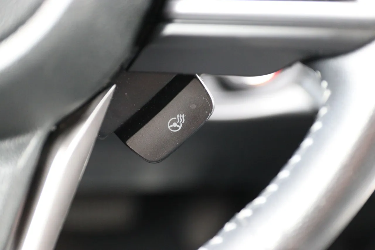 2020 Subaru Outback — photo 25 of 33