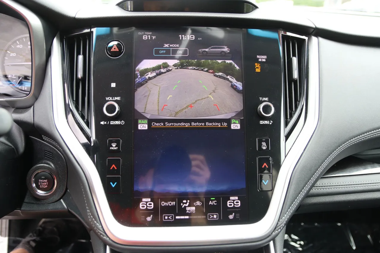 2020 Subaru Outback — photo 29 of 33