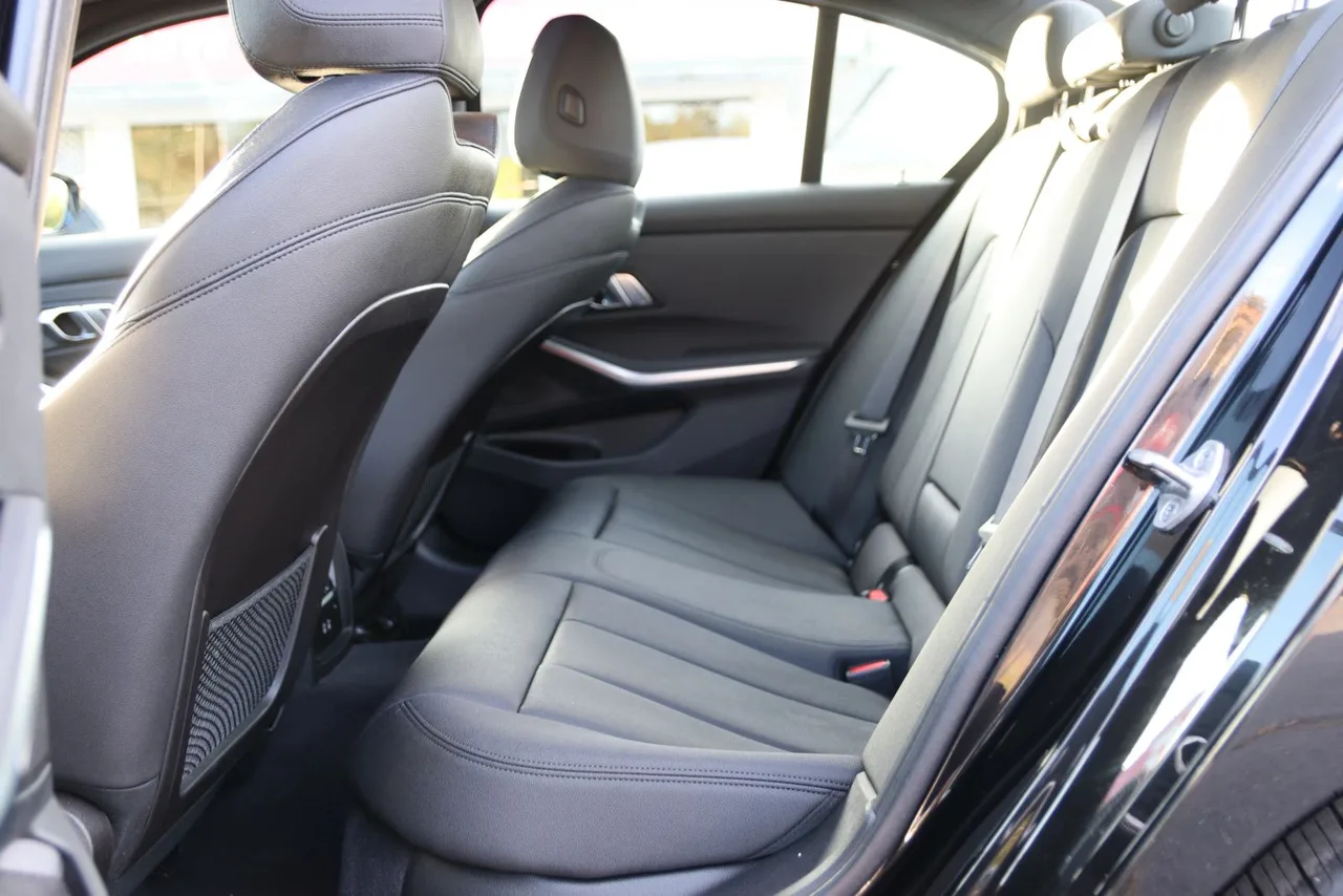 2021 BMW 3 Series 330i xDrive Sedan 4D in Black — photo 19 of 43