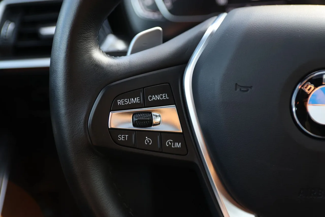2021 BMW 3 Series 330i xDrive Sedan 4D in Black — photo 40 of 43
