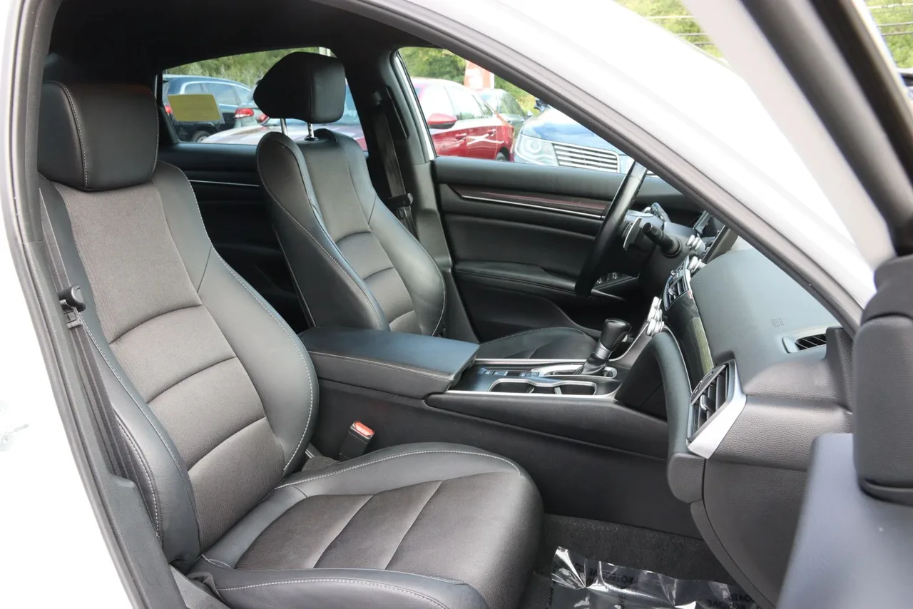 2021 Honda Accord Sport Sedan 4D in White — photo 18 of 29