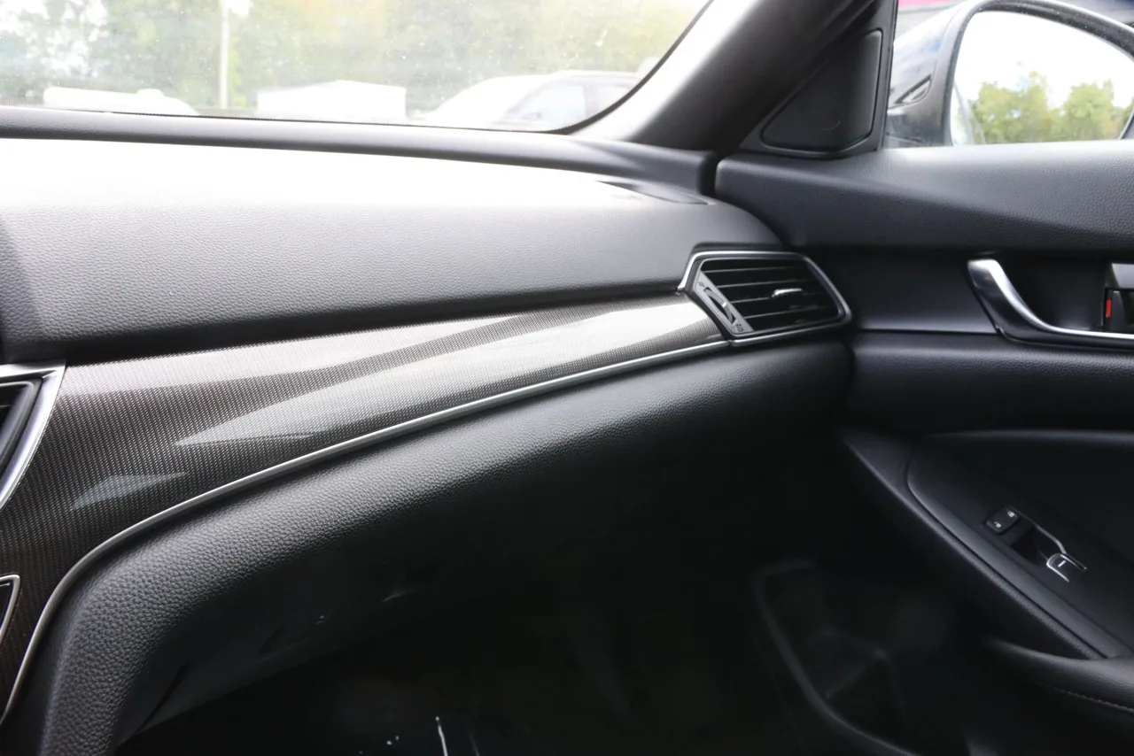 2021 Honda Accord Sport Sedan 4D in White — photo 27 of 29