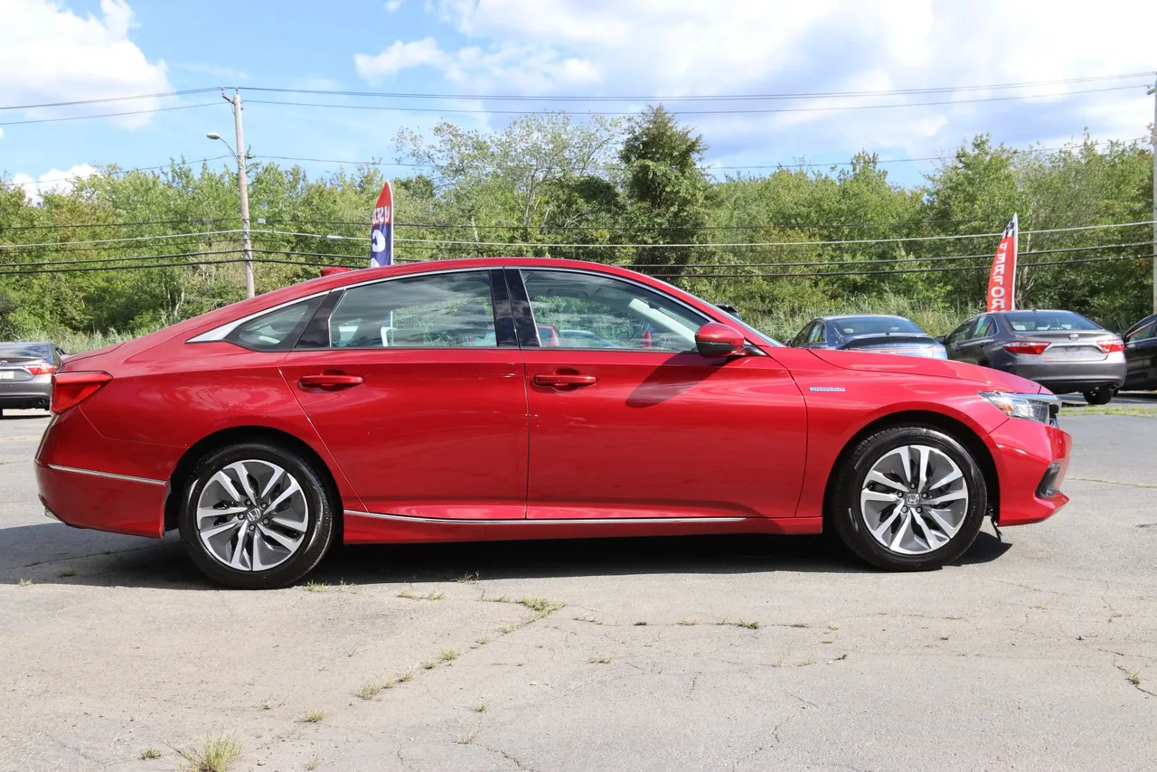 2021 Honda Accord Hybrid EX-L Sedan 4D in RED — photo 8 of 32