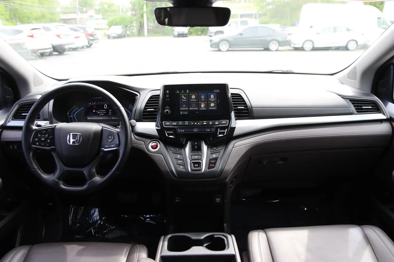 2021 Honda Odyssey — photo 20 of 32