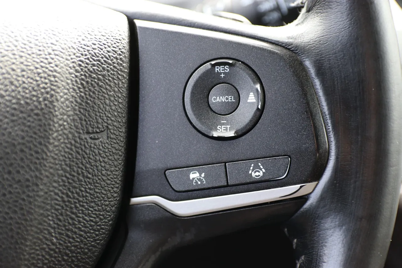 2021 Honda Odyssey — photo 23 of 32