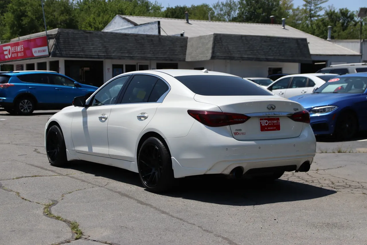 2021 Infiniti Q50 — photo 3 of 28