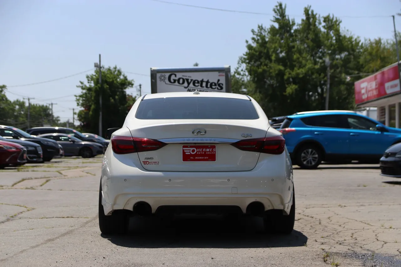 2021 Infiniti Q50 — photo 4 of 28