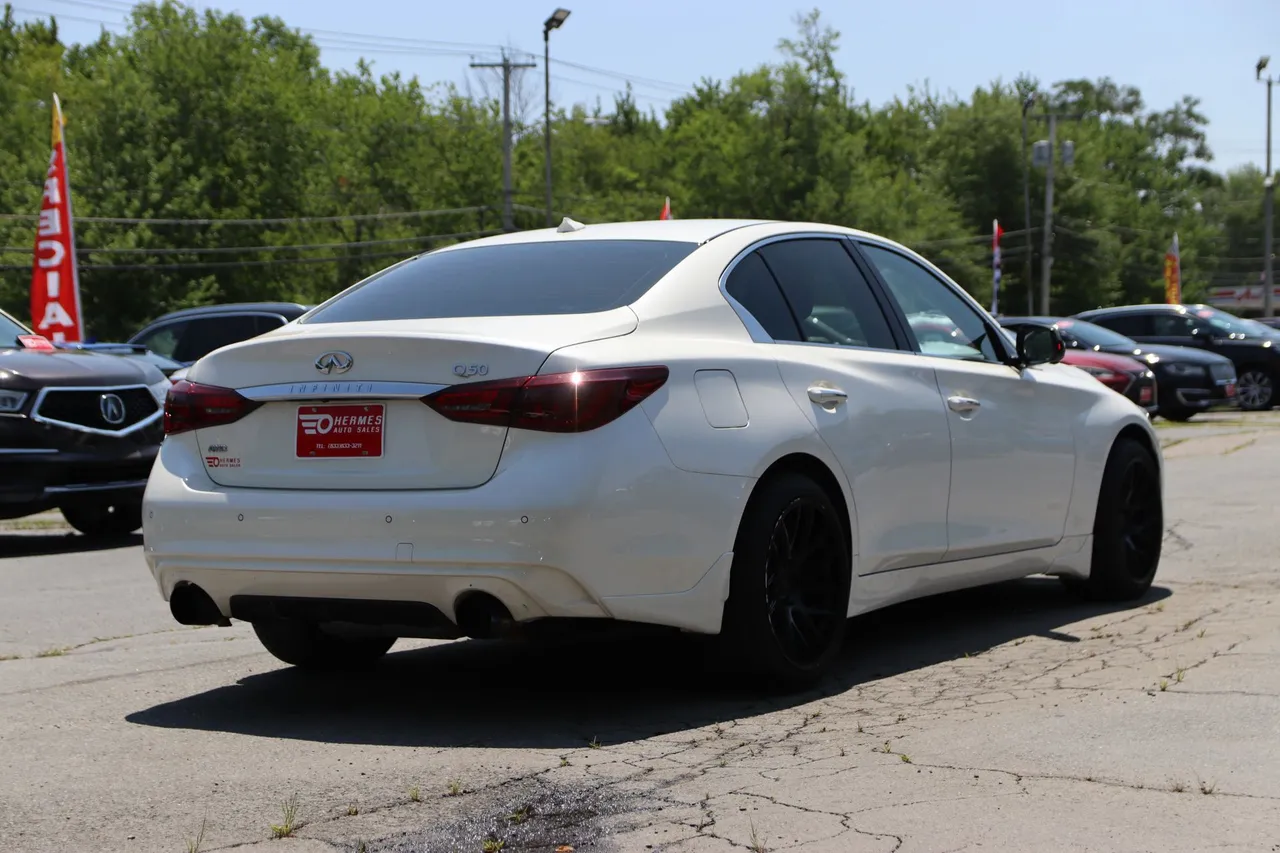 2021 Infiniti Q50 — photo 5 of 28