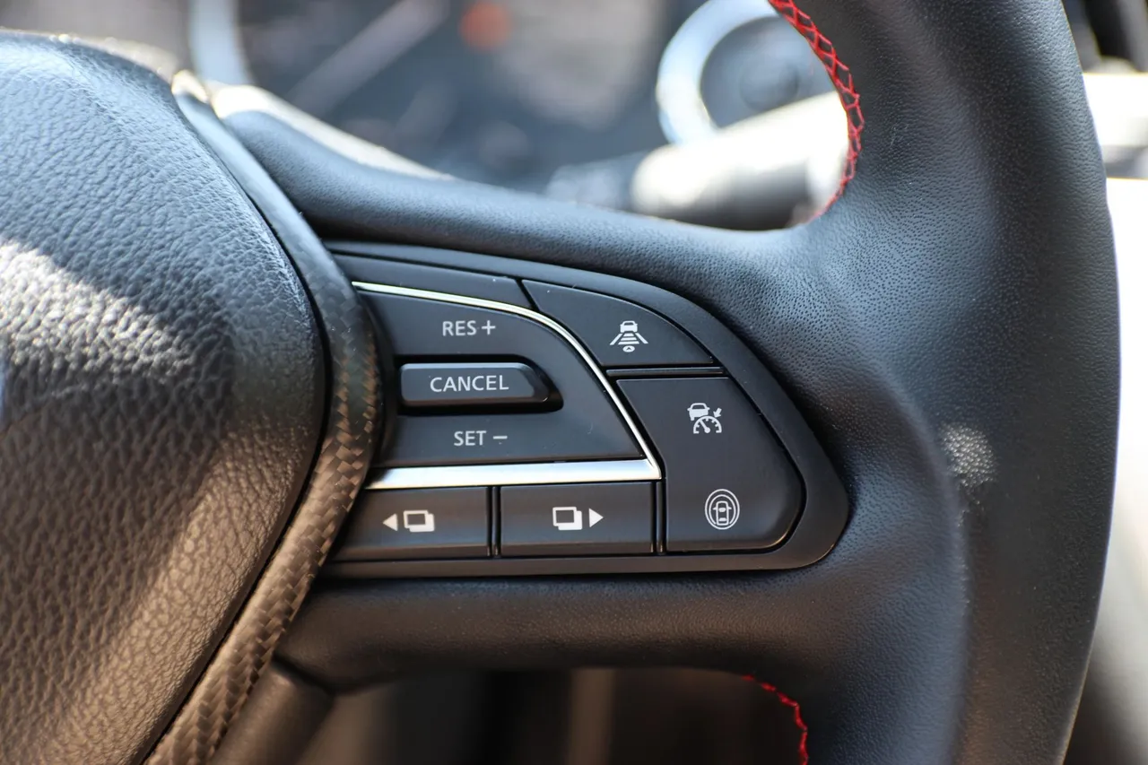 2021 Infiniti Q50 — photo 18 of 28