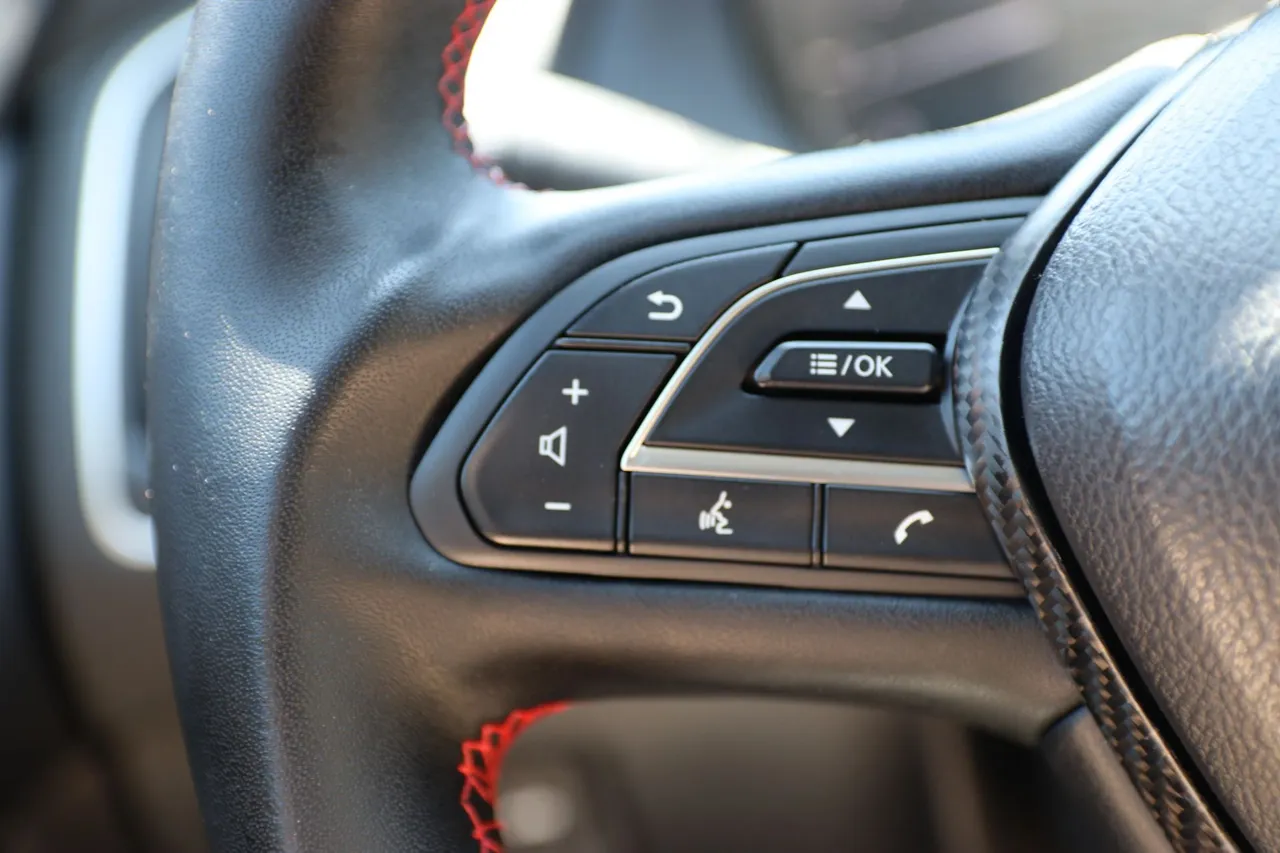 2021 Infiniti Q50 — photo 19 of 28