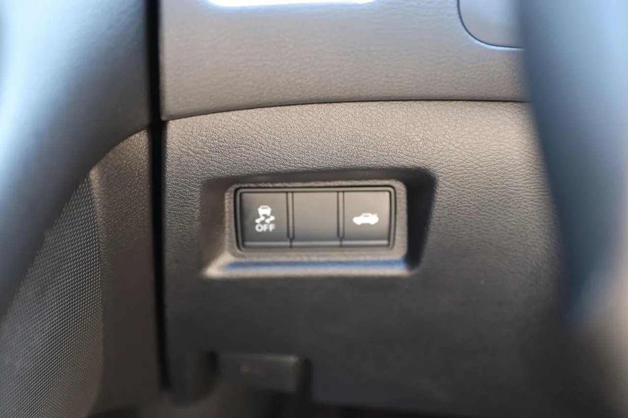 2021 Infiniti Q50 — photo 20 of 28