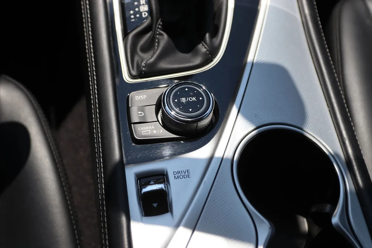 2021 Infiniti Q50 — photo 23 of 28