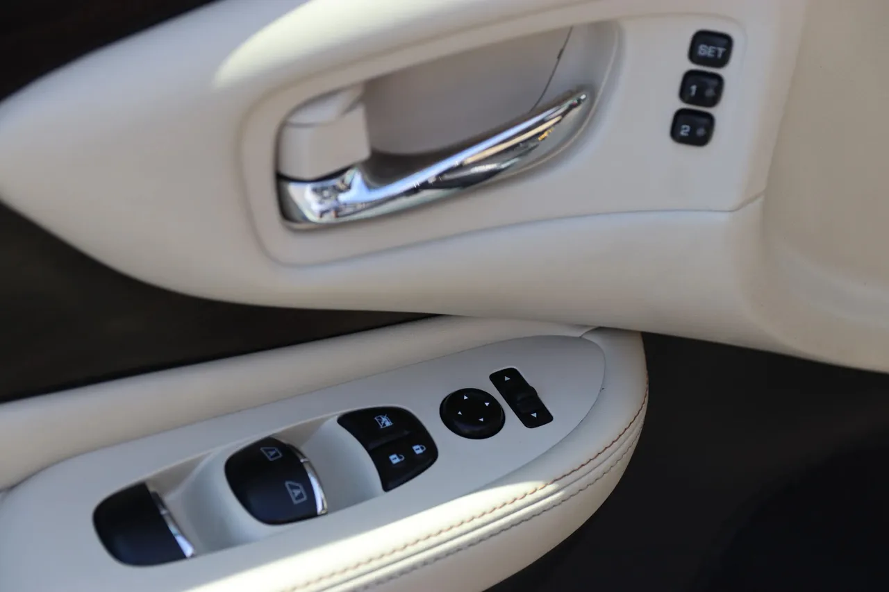 2021 Nissan Murano — photo 10 of 32